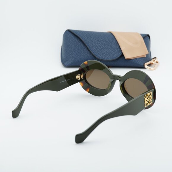 Loewe LW40091I 96E Oval Sunglasses – Havanan Green\\Brown main image 8